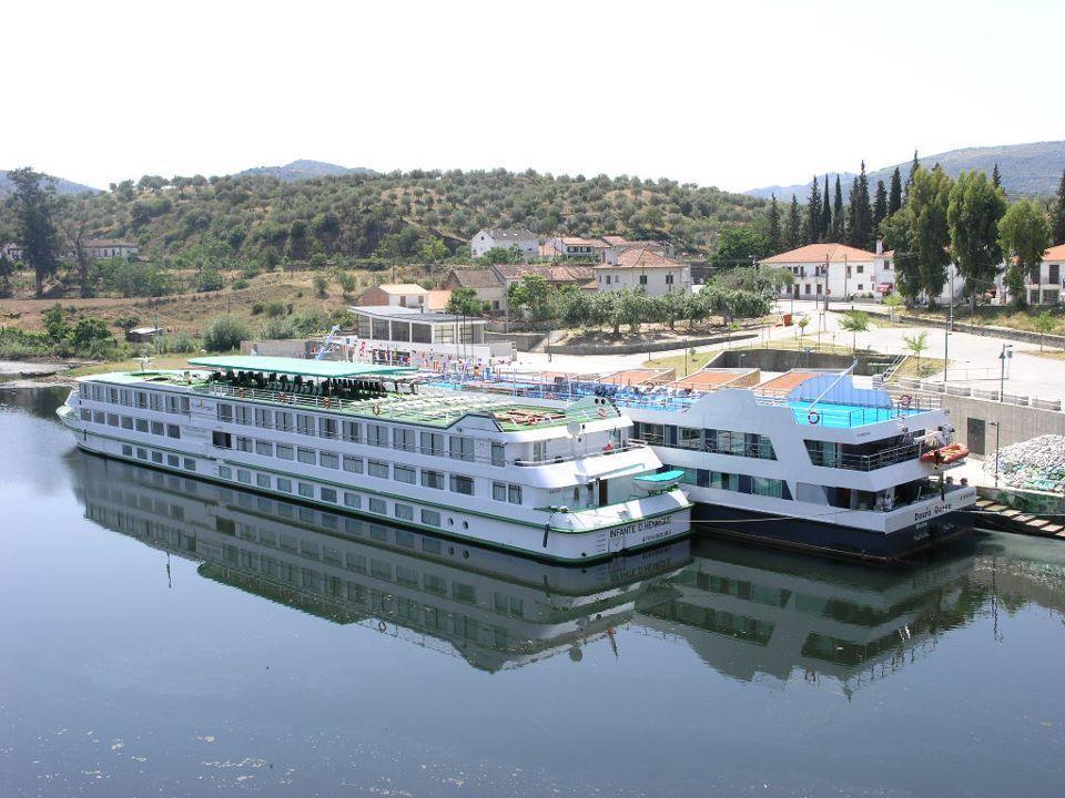 Residencial Ponto Certo Hotel Vilar Torpim Eksteriør billede